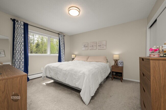 Foto del edificio - 7540 E 20th Ave