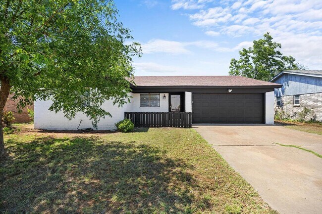 Building Photo - 2321 78th St