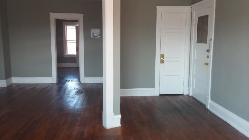 Primary Photo - 4324 Pearl Rd