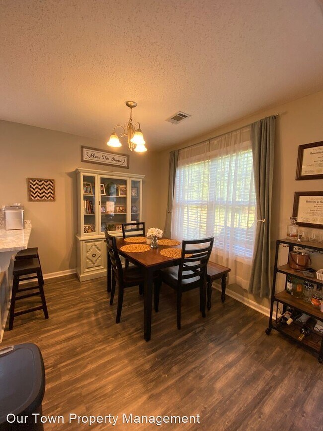 Building Photo - 3 br, 2 bath House - 131 Port Ln