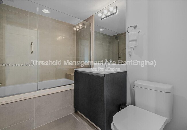 Foto del edificio - 6620 Indian Creek Dr