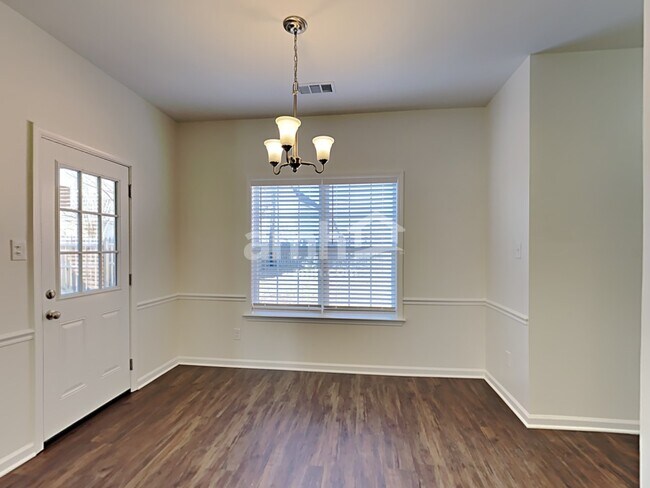 Foto del edificio - 9276 Durhamshire Dr
