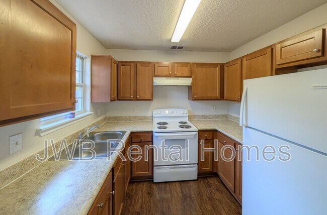 Foto del edificio - 7938 Pipit Ave