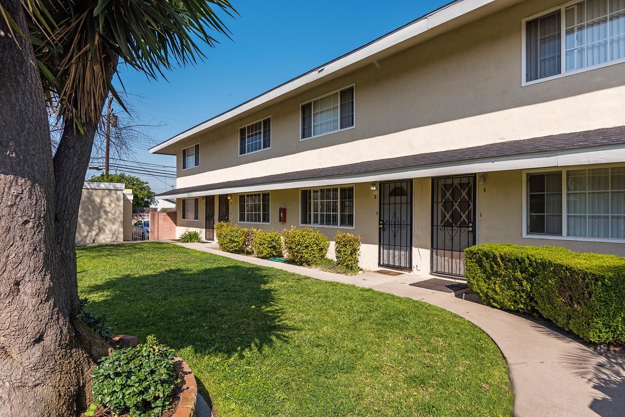 Foto principal - 12091 Bailey St