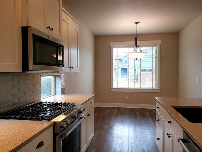 Foto del edificio - Modern 3-Bed in The Bridges with Park View...