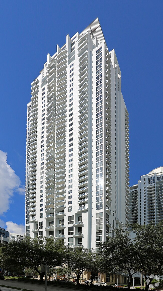 Foto del edificio - 1060 Brickell