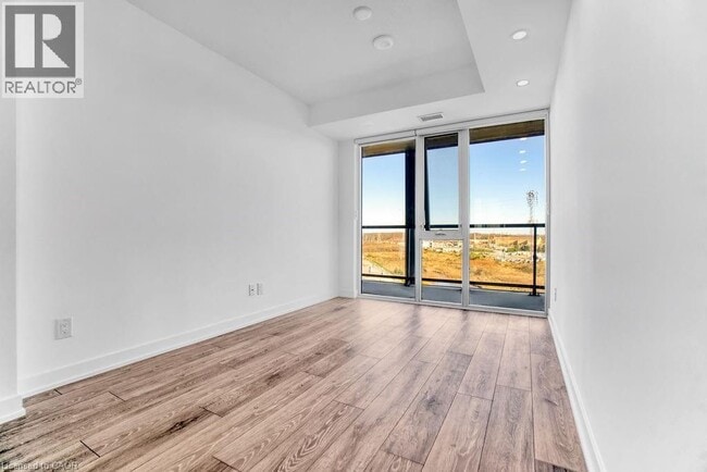 Building Photo - 3200 Dakota Cmn