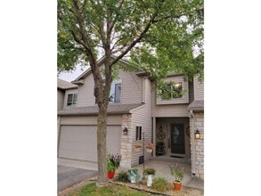 Building Photo - 1133 Willow Trl