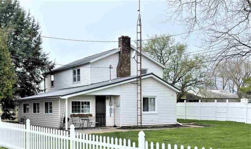 Primary Photo - 20820 Coshocton Ave
