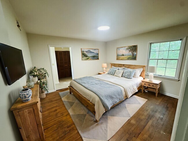 Foto del edificio - 110 N Edgewood Dr