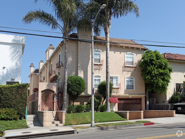 Primary Photo - 11525 Ohio Ave