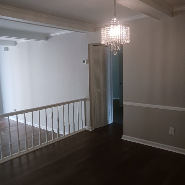 Photo - 925 Cleveland St (Greenville, SC) Apartment