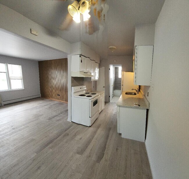 9110 W 31st St Unit 6, Brookfield, IL 60513 Condo for Rent in