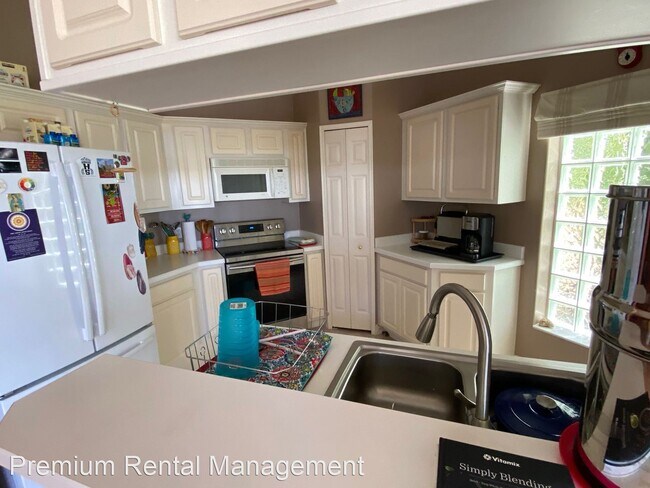 Foto del edificio - 3 br, 2.5 bath House - 7200 Bay Club Way