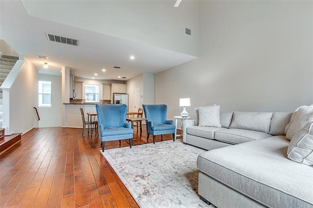 Foto del edificio - 7416 Coronado Ave