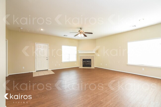 Building Photo - 5929 SE 68th Street