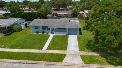 Building Photo - 572 Westminster Ave