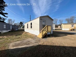 Building Photo - 3000 John Harden Dr