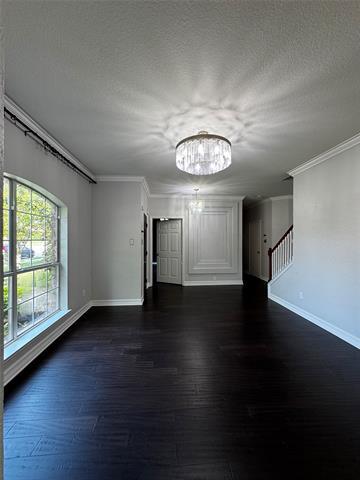 Building Photo - 1519 Snow Trail
