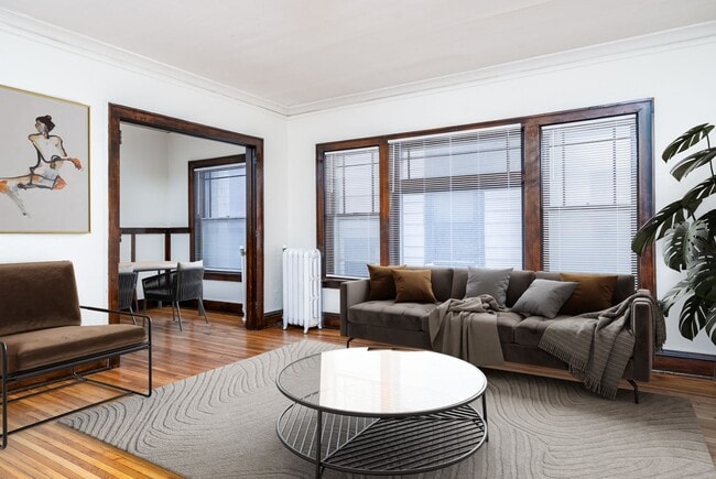 Interior Photo - 1910 1st Ave.