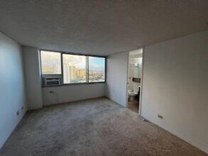 Building Photo - 98-288-288 Kaonohi St