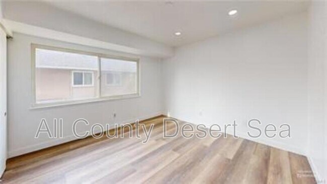 Building Photo - 13440 1/2 Village Drive