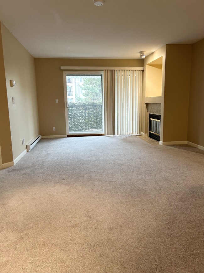 Building Photo - 7536 Topaz Dr