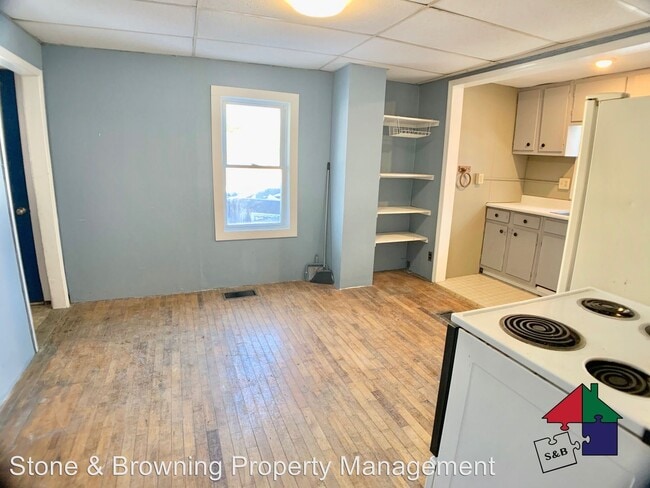 Building Photo - 2 br, 1 bath House - 3 Cogswell St
