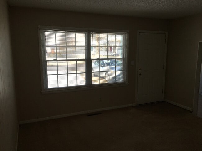 Building Photo - 120 Wire Ave