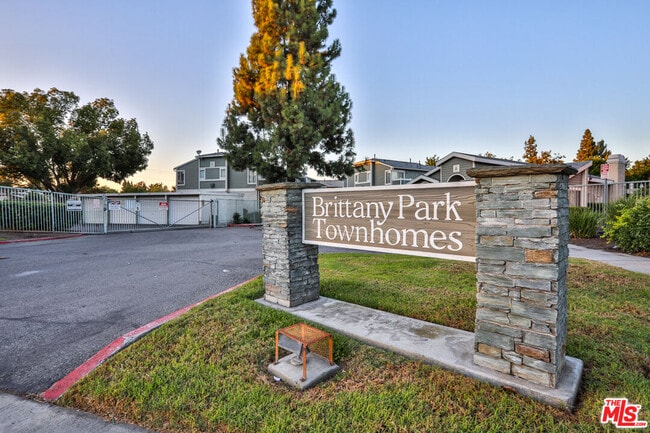 Foto del edificio - 926 W Philadelphia St