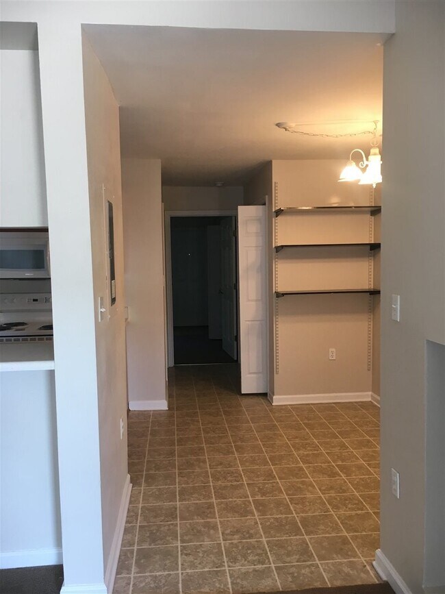 Foto del edificio - 2738 Tharpe St