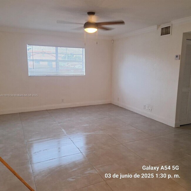 Foto del edificio - 110 SE 2nd St