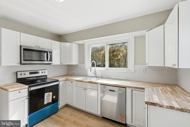Foto del edificio - 48925 Chisleytown Rd
