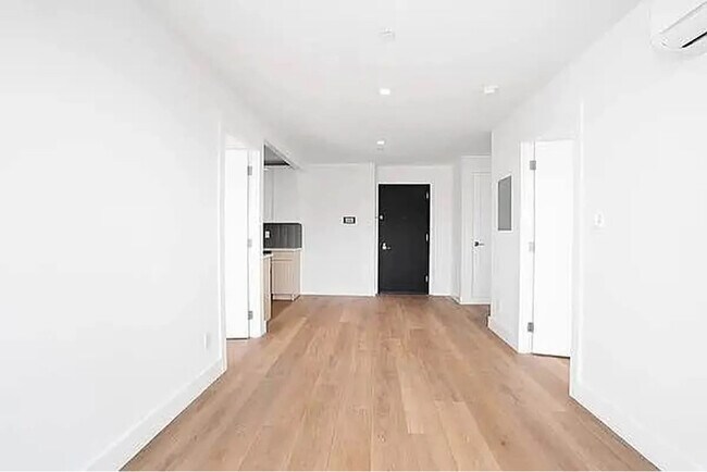 Photo - 23-33 Astoria Blvd Apartment