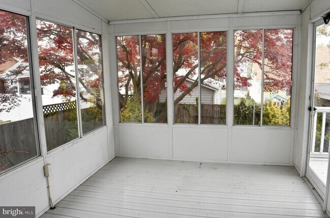 Foto del edificio - 1316 Birch Ave