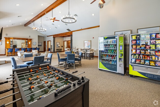 Building Photo - Warren Heights