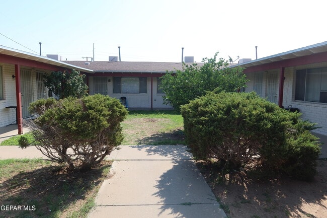 Foto del edificio - 3905 Flory Ave