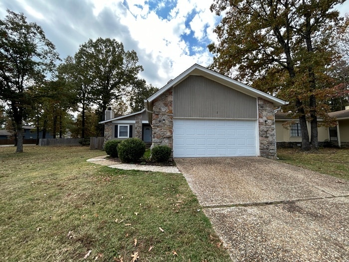 Primary Photo - 1 Coronado Cove Maumelle, AR 72113
