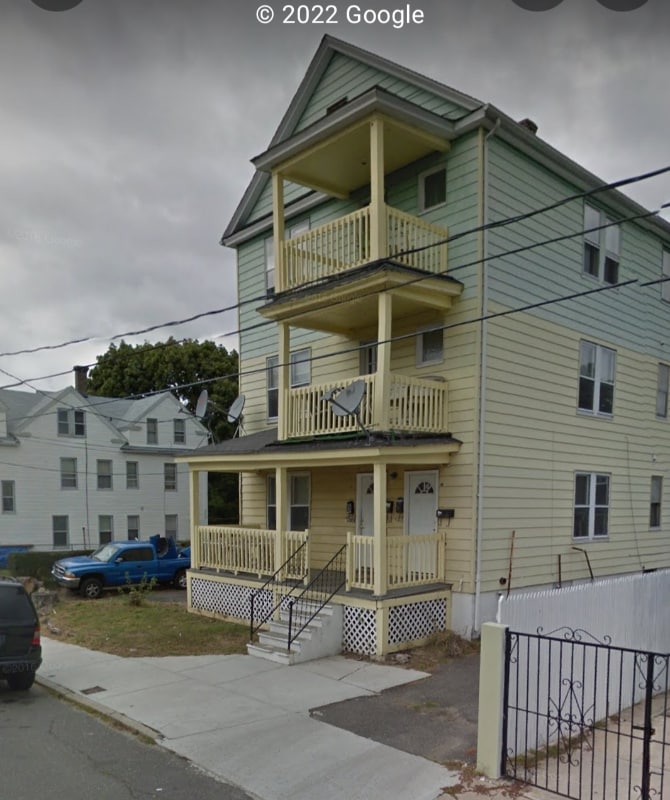 Primary Photo - 17 Willard St