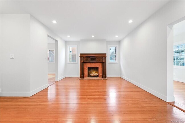 Building Photo - 4653 Bedford Ave