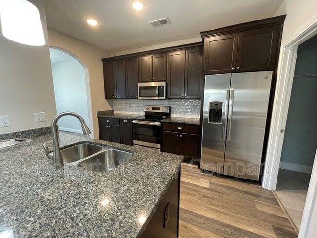 Foto del edificio - 321 Beckley Ridge Ln