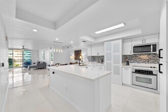 Building Photo - 2831 N Ocean Blvd