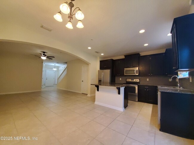 Building Photo - 199 Adelanto Ave