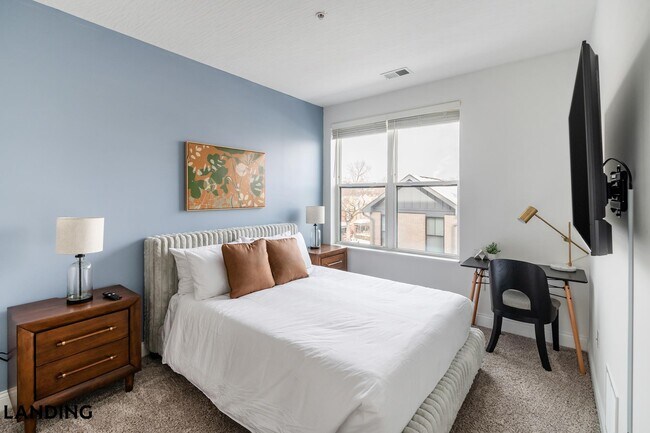 Foto del edificio - 210 W 5th Ave