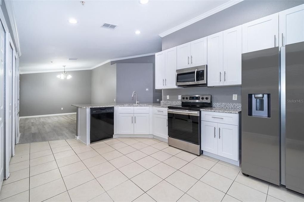 Foto principal - 1017 Turtle Lake Boulevard Apt #CL112, Irv...