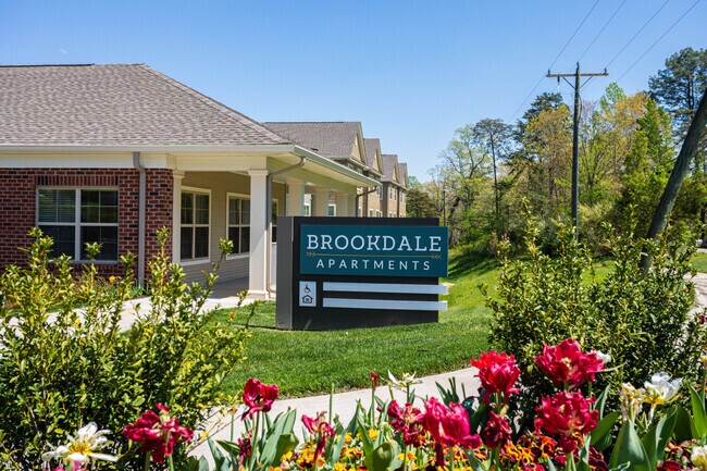 Foto del edificio - Brookdale Apartments