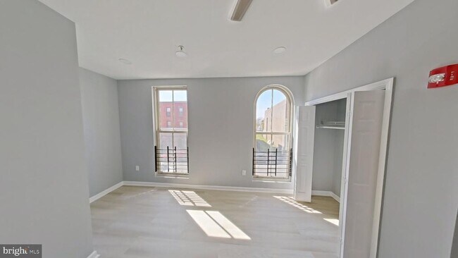 Foto del edificio - 1831 W Diamond St