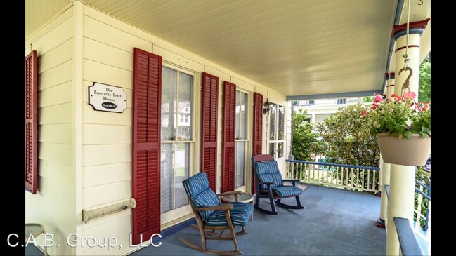 Building Photo - 4 br, 2 bath House - 15 West Street