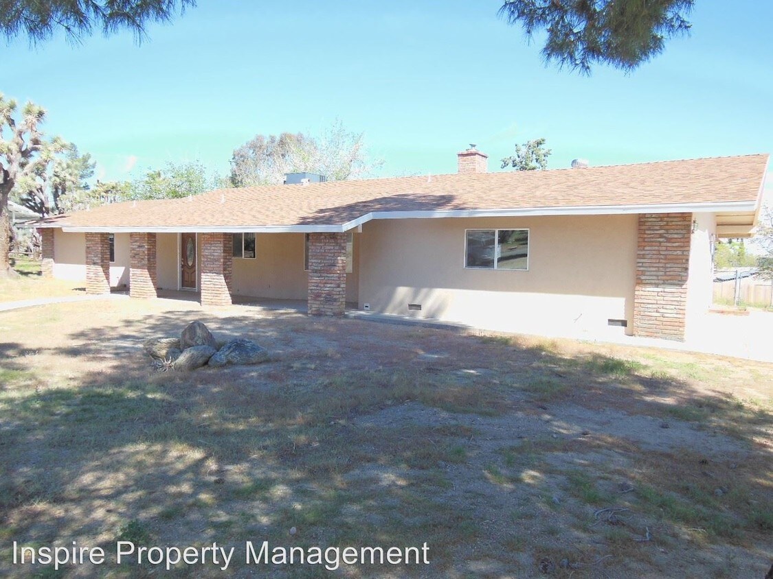 Primary Photo - 4 br, 2 bath House - 56800 Java Drive
