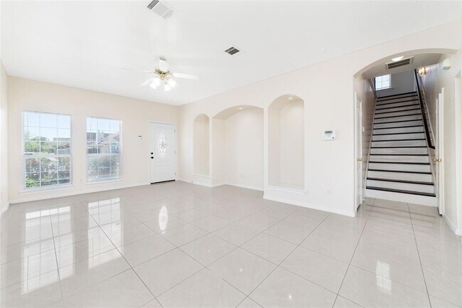 Foto del edificio - 10127 Gil Jr Ln